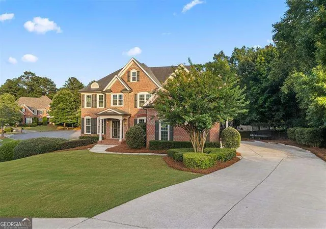 Photo 2 of Single family home for sale at 19 Ridge View Ct, Acworth, GA 30101 | MLS# 10820360 | Listing updated on 2026-10-02