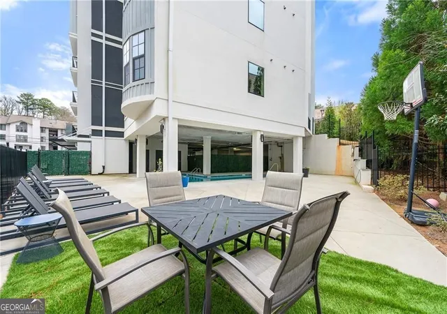 2nd image of 6890 Peachtree Dunwoody Rd, Atlanta, GA 30328