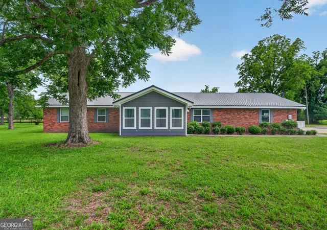 Homes for sale in Waycross, GA | 5349 Johnson Pl, Waycross, GA 31503 | MLS# 10785791