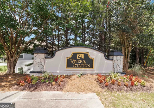 Homes for sale in Atlanta, GA | 5605 Grande River Rd, Atlanta, GA 30349 | MLS# 10800417