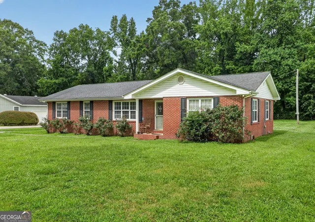 Homes for sale in Tunnel Hill, GA | 196 Summer Rd, Tunnel Hill, GA 30755 | MLS# 10796925