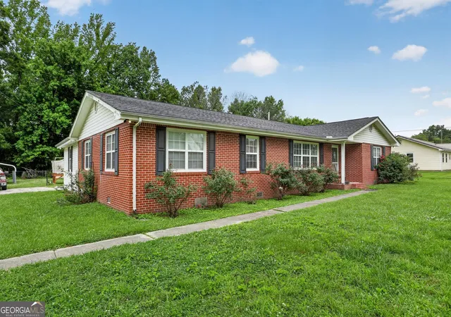 Homes for sale in Tunnel Hill, GA | 196 Summer Rd, Tunnel Hill, GA 30755 | MLS# 10796925