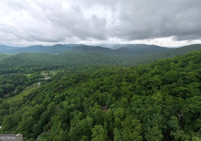 Photo 2 of Single family home for sale at 20 Eagle Hts Rd, Hiawassee, GA 30546 | MLS# 10771856 | Listing updated on 2026-09-12