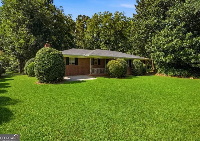 2nd image of 944 Villa Rica Rd Sw, Marietta, GA 30064 | MLS# 10829678