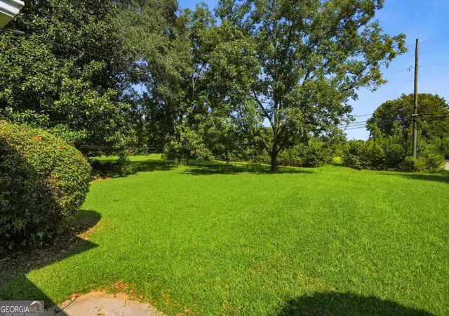 Photo 3 of Single family home for sale at 944 Villa Rica Rd Sw, Marietta, GA 30064 | MLS# 10829678 | Listing updated on 2026-09-13