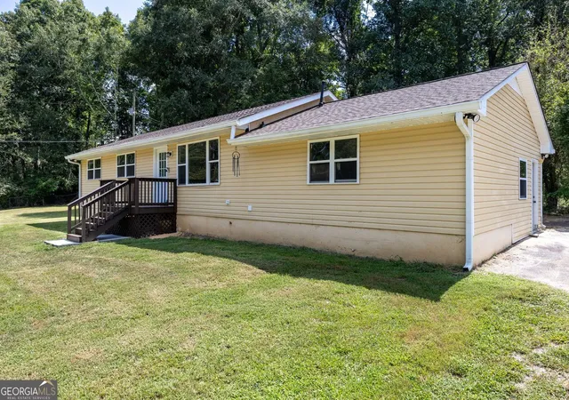 Photo 3 of Single family home for sale at 354 Pine Valley Rd, Powder Springs, GA 30127 | MLS# 10835099 | Listing updated on 2026-09-11