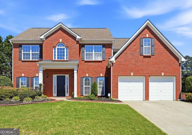 Photo 2 of Sale Pending at 2545 Wainwright Wy, Cumming, GA 30041 | MLS# 10735259 | Listing updated on 2026-08-31