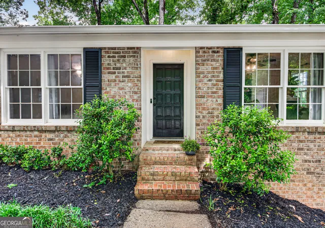 Photo 2 of Single family home for sale at 197 Crossbow Cir, Winterville, GA 30683 | MLS# 10772707 | Listing updated on 2026-09-15