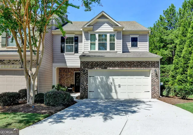 Photo 1 of Townhouse for sale at 5880 Vista Brook Dr, Suwanee, GA 30024 | MLS# 10810150 | Listing updated on 2026-09-11
