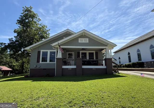 Homes for sale in Lincolnton, GA | 202 N Peachtree St, Lincolnton, GA 30817 | MLS# 10786583