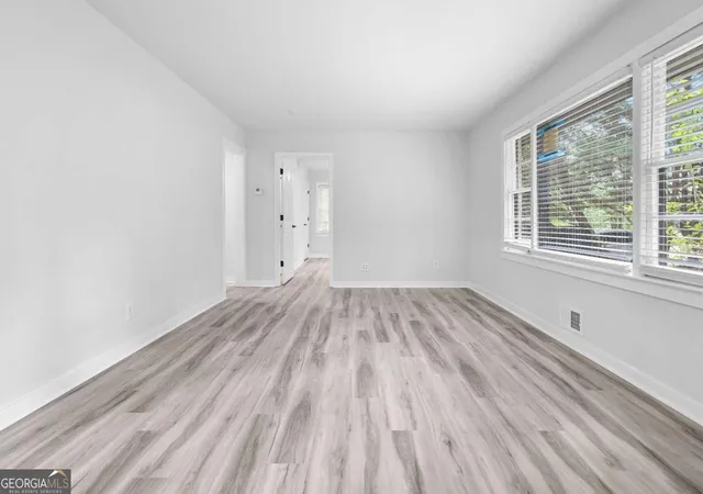 Photo 3 of Single family home for sale at 2860 Reveille Cir Se, Atlanta, GA 30316 | MLS# 10817758 | Listing updated on 2026-10-09
