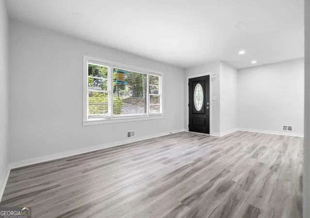 Photo 3 of Single family home for sale at 2860 Reveille Cir Se, Atlanta, GA 30316 | MLS# 10817758 | Listing updated on 2026-10-09