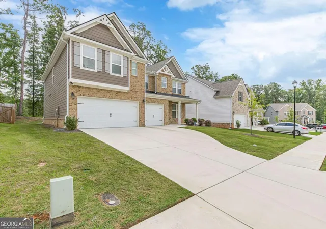 Photo 1 of Single family home for sale at 3251 Thicket Ln, Atlanta, GA 30349 | MLS# 10823519 | Listing updated on 2026-09-12