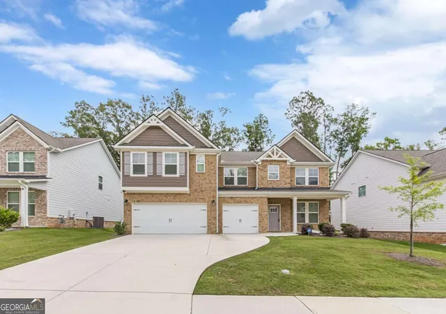 Photo 2 of Single family home for sale at 3251 Thicket Ln, Atlanta, GA 30349 | MLS# 10823519 | Listing updated on 2026-09-12