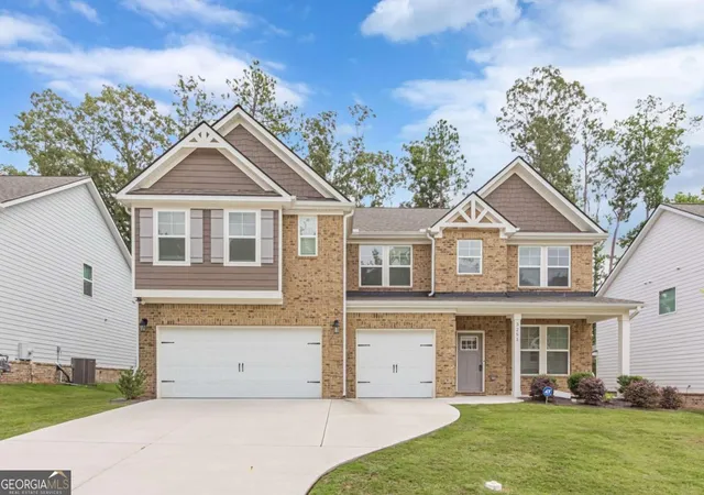 Photo 3 of Single family home for sale at 3251 Thicket Ln, Atlanta, GA 30349 | MLS# 10823519 | Listing updated on 2026-09-12