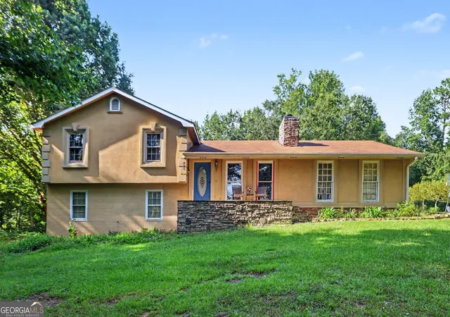 Photo 1 of Single family home for sale at 150 Aspen Lake Dr E, Newnan, GA 30263 | MLS# 10822957 | Listing updated on 2026-09-16