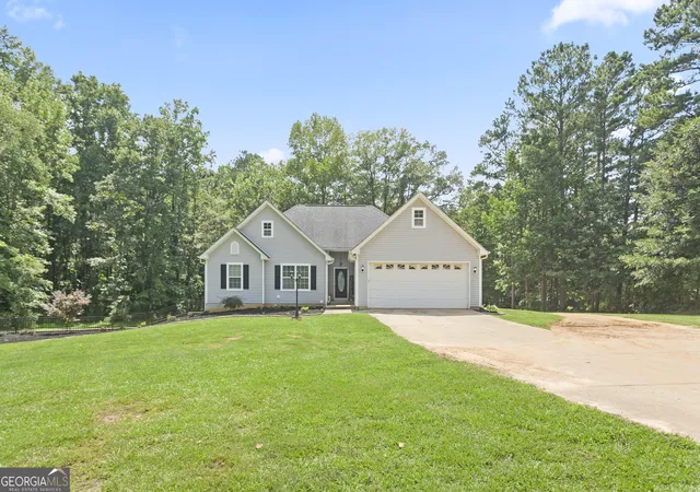 Photo 1 of Single family home for sale at 464 Old Carrollton Rd, Newnan, GA 30263 | MLS# 10794896 | Listing updated on 2026-09-05