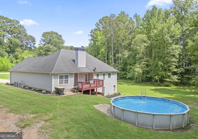Photo 2 of Single family home for sale at 464 Old Carrollton Rd, Newnan, GA 30263 | MLS# 10794896 | Listing updated on 2026-09-05