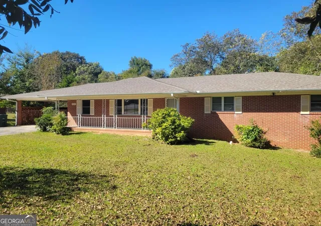 Single family home for sale at 3259 Cherokee St NW, Kennesaw, GA 30144 | MLS# 10878421