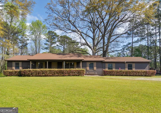 2nd image of 2037 Hampton Locust Grove Rd, Locust Grove, GA 30248 | MLS# 10818350