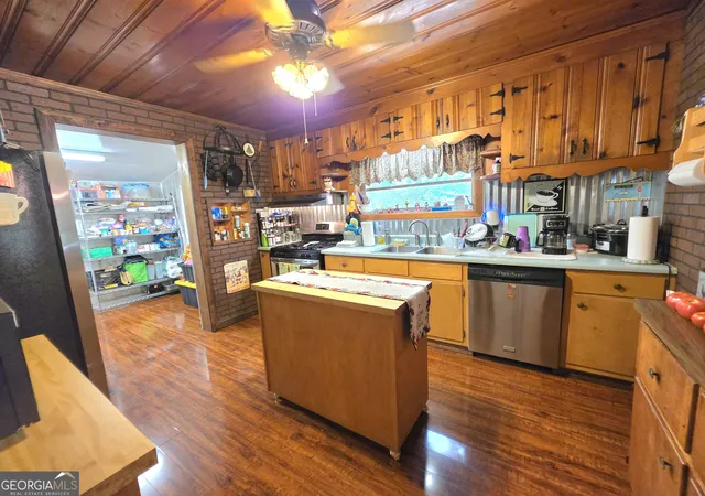 5th image of 4620 Oak Grove Cir, Cumming, GA 30028 | MLS# 10813811