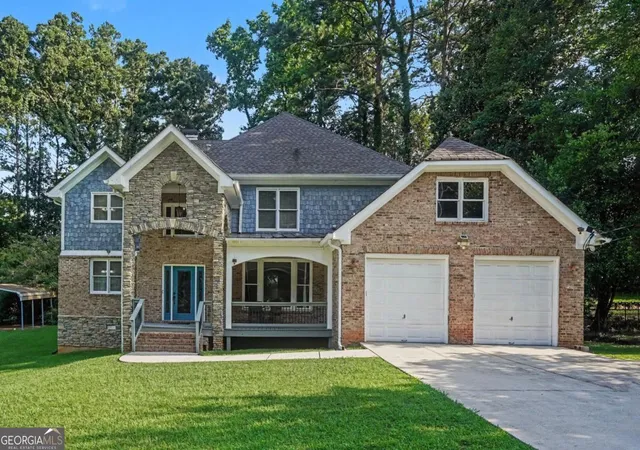 Photo 2 of Sale Pending at 346 Tonawanda Dr Se, Atlanta, GA 30315 | MLS# 10820650 | Listing updated on 2026-10-24