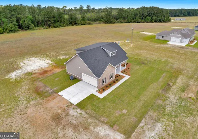 Photo 4 of Single family home for sale at 769 Ne S T Morris Rd, Ludowici, GA 31316 | MLS# 10730779 | Listing updated on 2026-09-04