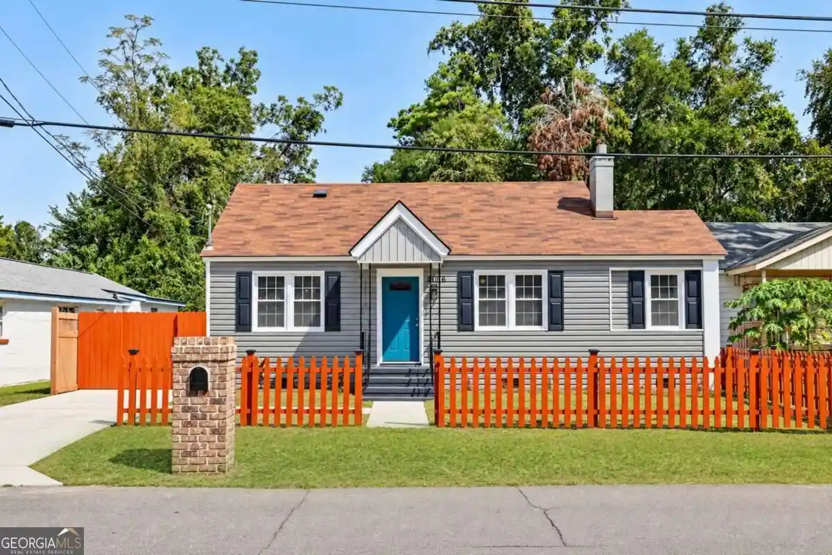 Photo 1 of Single family home for sale at 3106 Falligant Ave, Thunderbolt, GA 31404 | MLS# 10857902 | Listing updated on 2026-10-27