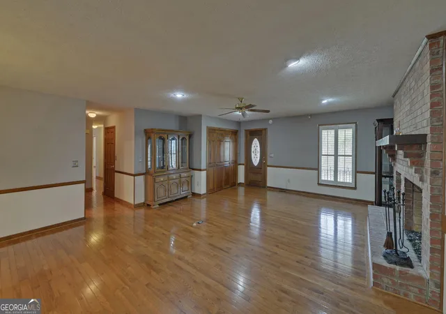Photo 4 of Single family home for sale at 197 Woodland Way, Dewy Rose, GA 30634 | MLS# 10722438 | Listing updated on 2026-07-25