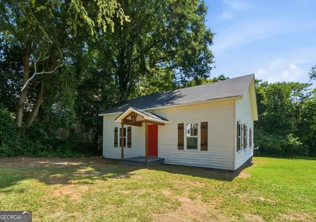 1st image of 310 S Walnut St, Greensboro, GA 30642 | MLS# 10808552