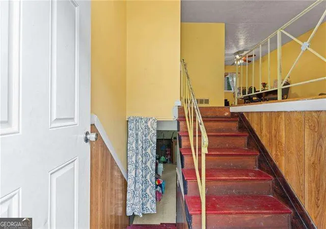 Photo 4 of Single family home for sale at 1140 Pineglen Dr, Riverdale, GA 30296 | MLS# 10821458 | Listing updated on 2026-08-21