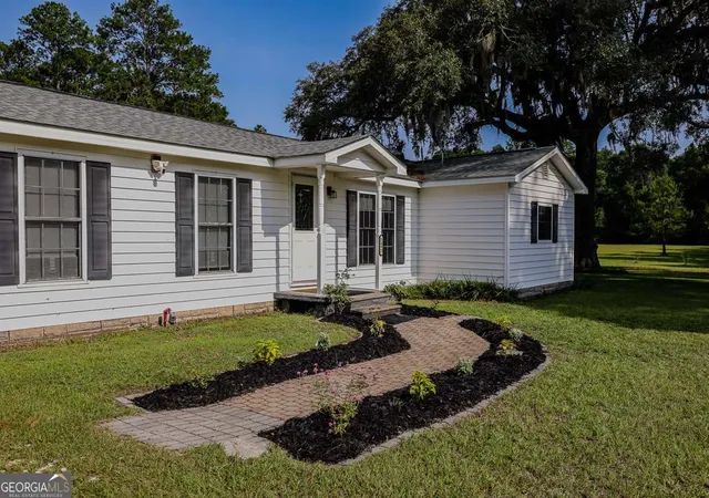 Photo 4 of Sale Pending at 1492 Sand Hl Rd, Guyton, GA 31312 | MLS# 10786620 | Listing updated on 2026-09-17