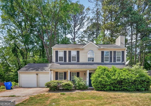 2nd image of 3717 Dogwood Farm Rd, Decatur, GA 30034 | MLS# 10755668