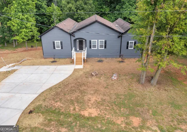 Homes for sale in Commerce, GA | 599 Chambers Rd, Commerce, GA 30530 | MLS# 10781548