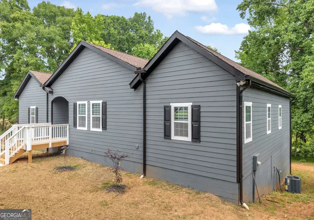 Homes for sale in Commerce, GA | 599 Chambers Rd, Commerce, GA 30530 | MLS# 10781548