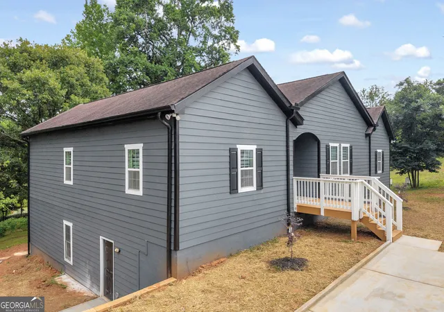 Homes for sale in Commerce, GA | 599 Chambers Rd, Commerce, GA 30530 | MLS# 10781548