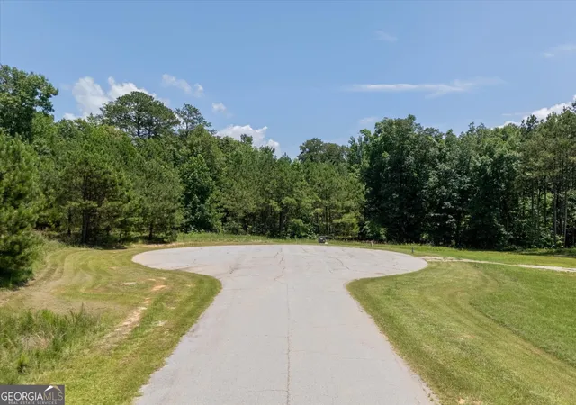Photo 3 of Sale Pending at 1296 Edge Ln, Tignall, GA 30668 | MLS# 10804178 | Listing updated on 2026-10-12