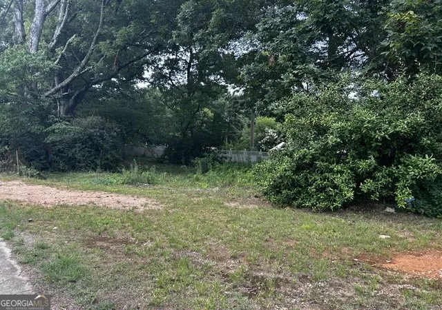 2nd image of 3247 Mchenry Ave, Scottdale, GA 30079 | MLS# 10810848