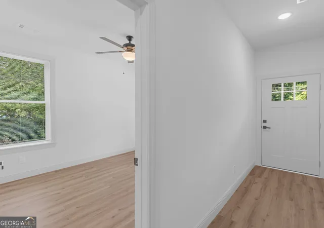 2nd image of 245 Lakeview Dr, Locust Grove, GA 30248 | MLS# 10819450