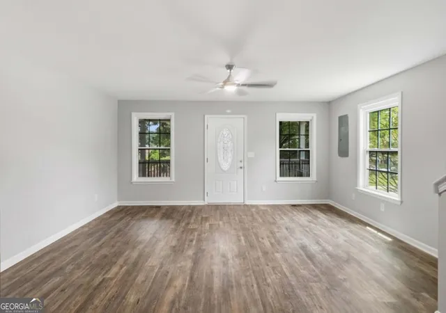 Homes for sale in Atlanta, GA | 925 Sims St Sw, Atlanta, GA 30310 | MLS# 10784212