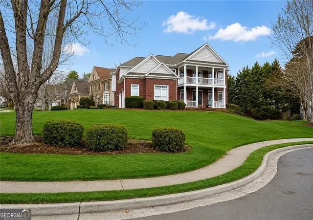 2nd image of 4207 Wyndam Hill Dr, Suwanee, GA 30024 | MLS# 10819549