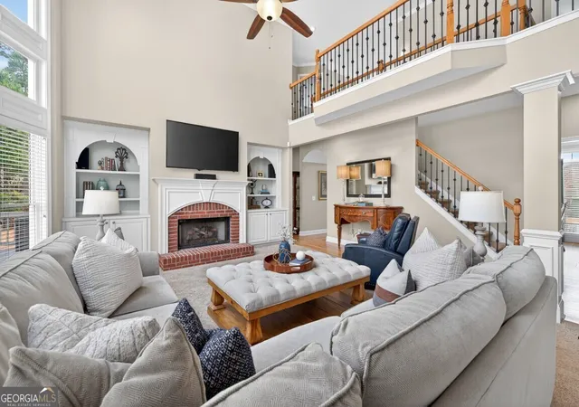 4th image of 4207 Wyndam Hill Dr, Suwanee, GA 30024 | MLS# 10819549