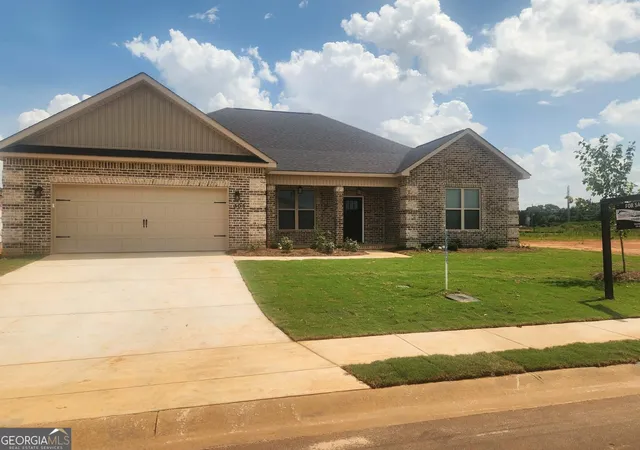Photo 1 of Sale Pending at 303 Firelight Dr, Byron, GA 31008 | MLS# 10809977 | Listing updated on 2026-08-24