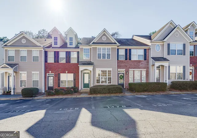 1st image of 1378 Penhurst Dr, Lawrenceville, GA 30043 | MLS# 10817173