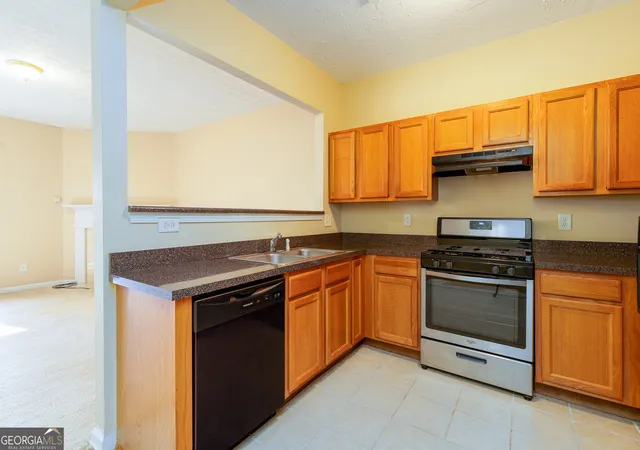 5th image of 1378 Penhurst Dr, Lawrenceville, GA 30043 | MLS# 10817173