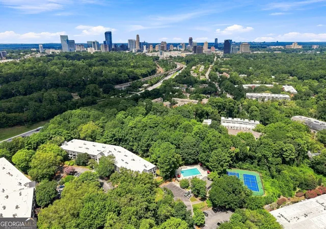 Photo 3 of Condo for sale at 4302 Pine Hts Dr NE, Atlanta, GA 30324 | MLS# 10814640 | Listing updated on 2026-09-28