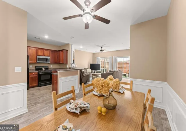 Photo 3 of Townhouse for sale at 268 Kigian Trl, Woodstock, GA 30188 | MLS# 10824756 | Listing updated on 2026-10-03