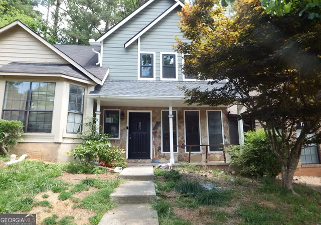 1st image of 885 Brandy Oaks Ln, Stone Mountain, GA 30088 | MLS# 10804689