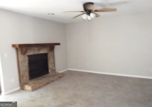 Photo 3 of Townhouse for sale at 885 Brandy Oaks Ln, Stone Mountain, GA 30088 | MLS# 10804689 | Listing updated on 2026-10-08