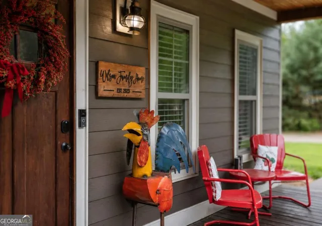 Photo 2 of Single family home for sale at 584 Ada St, Blue Ridge, GA 30513 | MLS# 10805076 | Listing updated on 2026-07-28